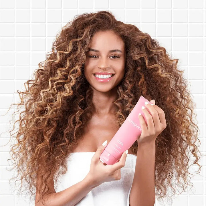 ROUTINE "VIP" POUR CHEVEUX CURLY - Myriam•K Paris®